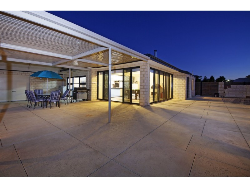 20 Black Swan Rise, Beeliar WA 6164
