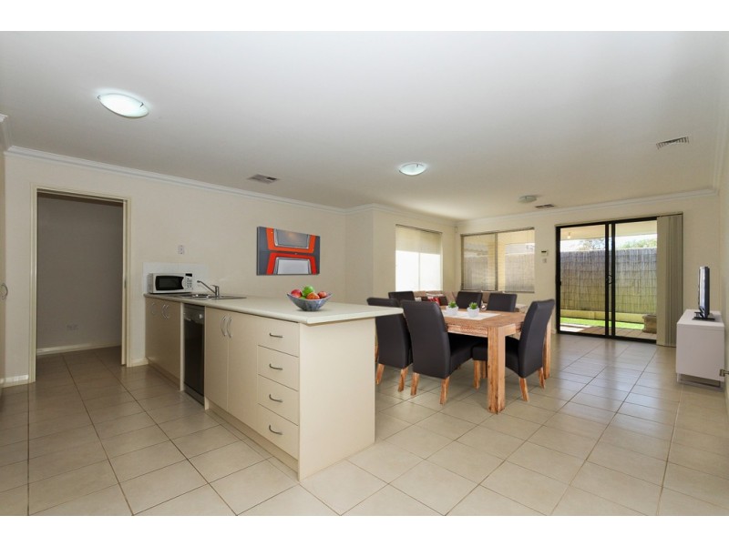 6/35 Branch Circus, Success WA 6164