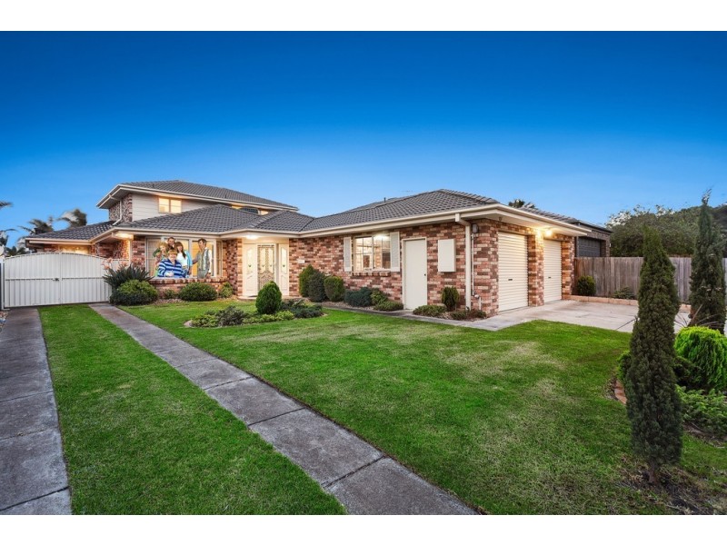 4 Lagoon Place, Patterson Lakes VIC 3197
