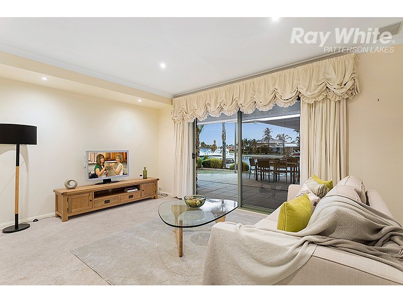 4 Lagoon Place, Patterson Lakes VIC 3197