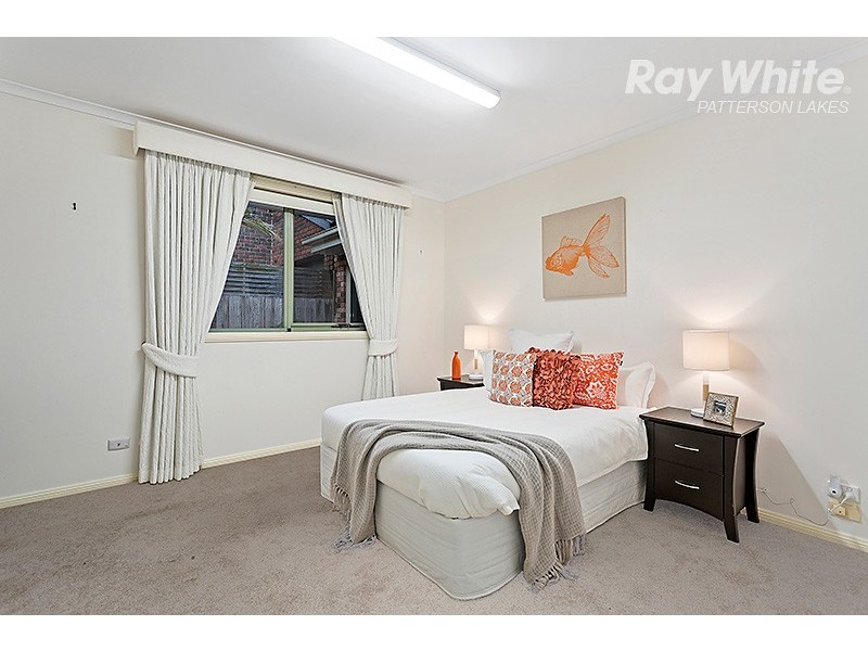 4 Lagoon Place, Patterson Lakes VIC 3197