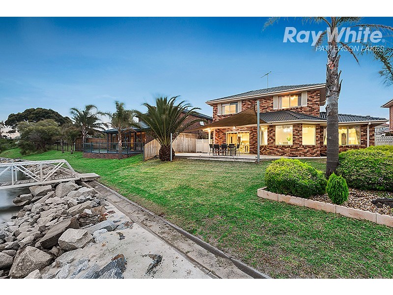 4 Lagoon Place, Patterson Lakes VIC 3197