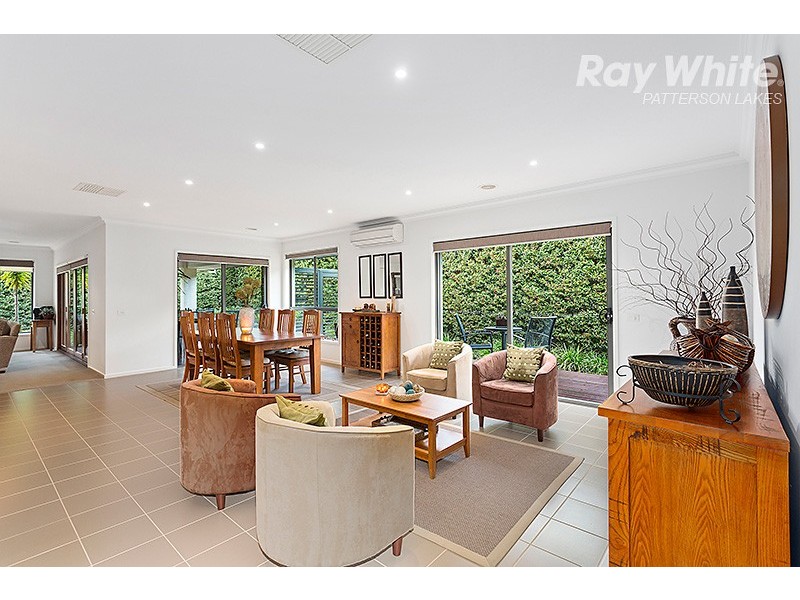 5 Artesian Place, Waterways VIC 3195