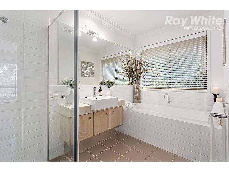 5 Artesian Place, Waterways VIC 3195