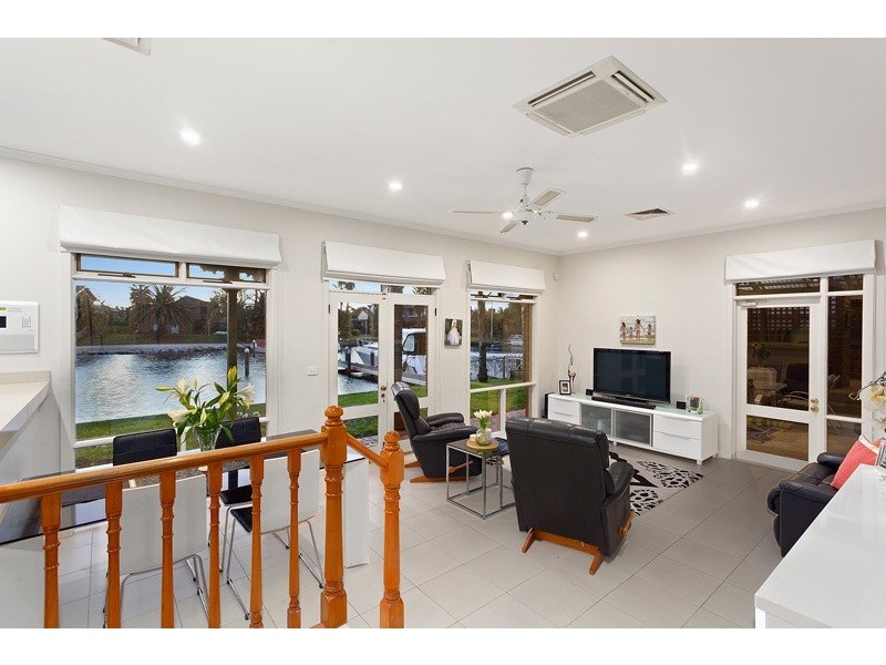 21 Swallow Court, Patterson Lakes VIC 3197