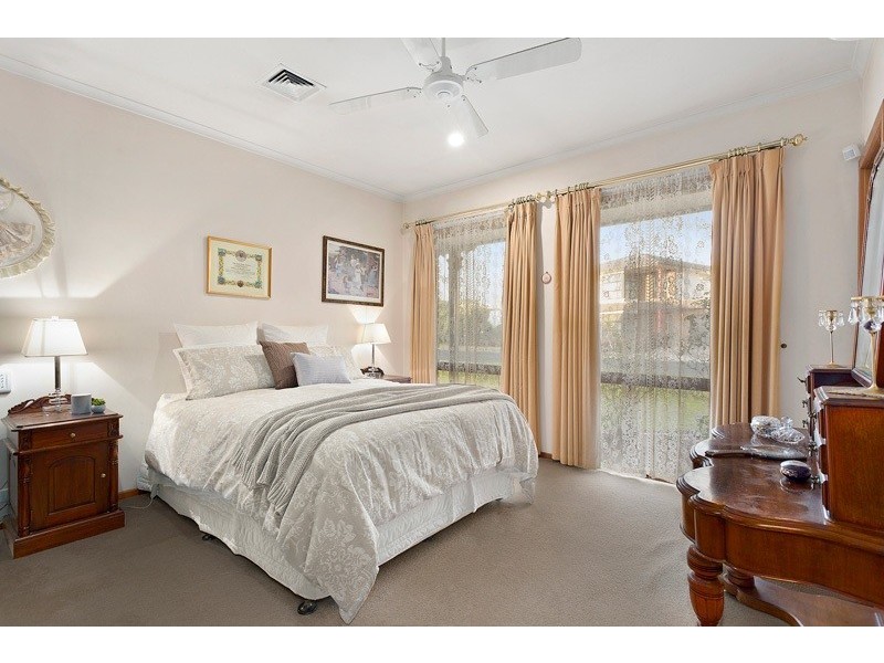 21 Swallow Court, Patterson Lakes VIC 3197