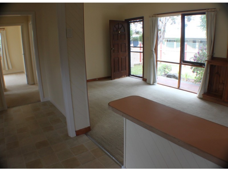 18 Fourth Avenue, Chelsea Heights VIC 3196