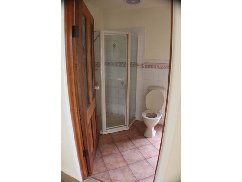 18 Fourth Avenue, Chelsea Heights VIC 3196