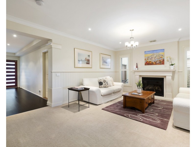 3 Buloke Lane, Waterways VIC 3195