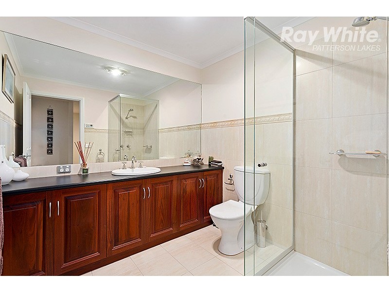 3 Southseas Place, Patterson Lakes VIC 3197