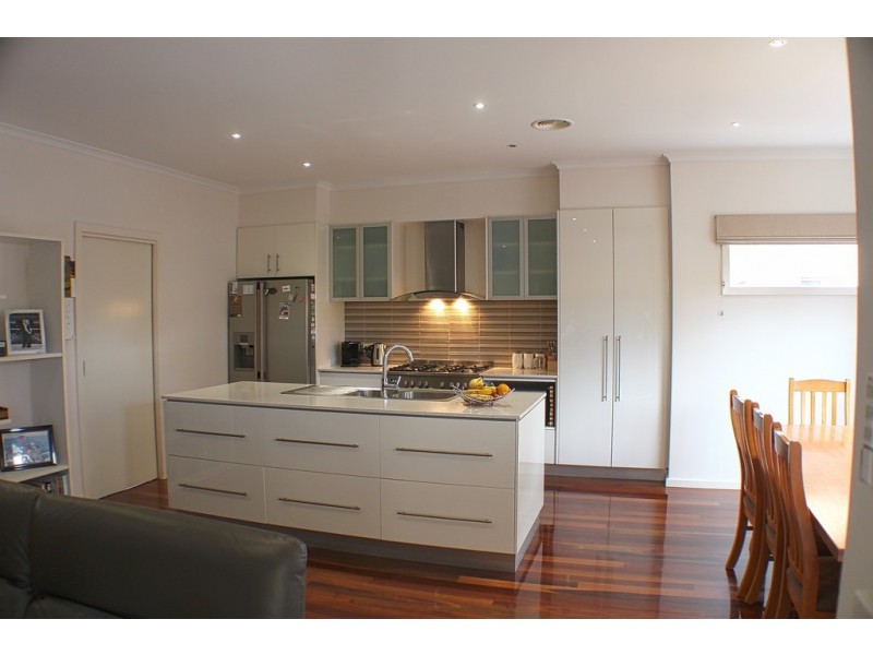 10 Hannalore Way, Patterson Lakes VIC 3197