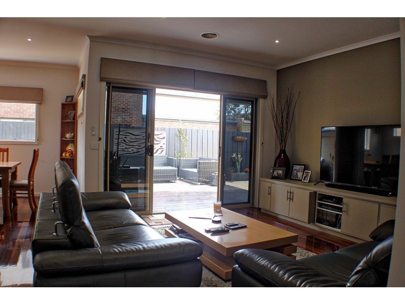 10 Hannalore Way, Patterson Lakes VIC 3197