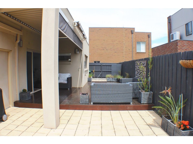 10 Hannalore Way, Patterson Lakes VIC 3197