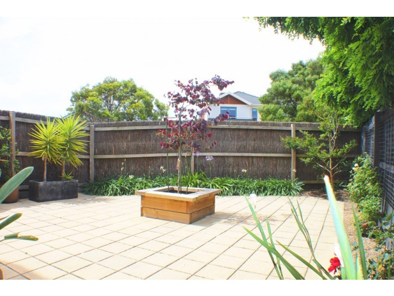 10 Hannalore Way, Patterson Lakes VIC 3197