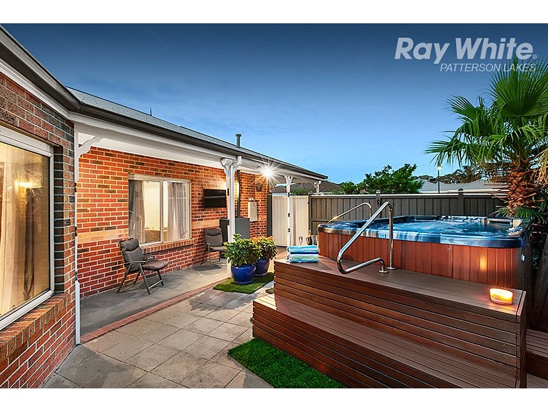 6 Pacific Drive, Aspendale Gardens VIC 3195