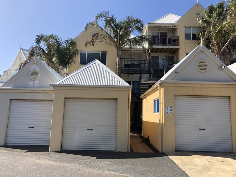 8/3 Inner Harbour Drive, Patterson Lakes VIC 3197