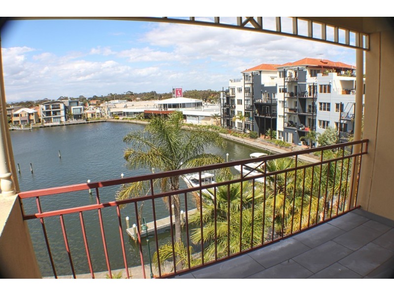 8/3 Inner Harbour Drive, Patterson Lakes VIC 3197