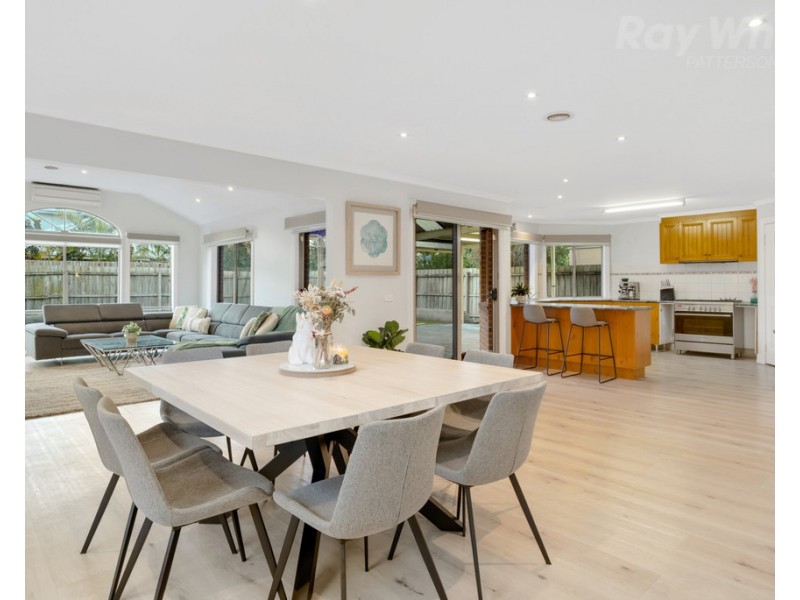 7 Tasman Court, Patterson Lakes VIC 3197
