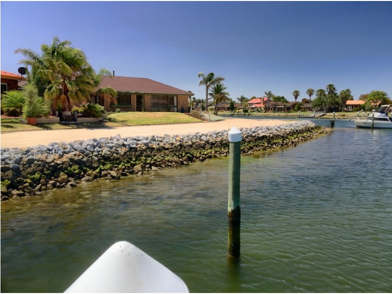 22 Brigantine Court, Patterson Lakes VIC 3197