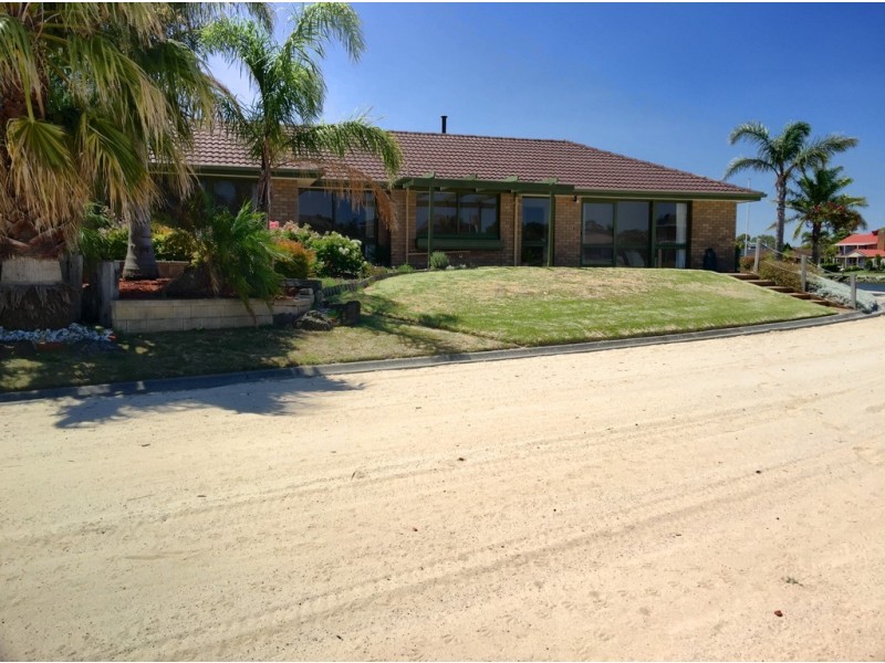 22 Brigantine Court, Patterson Lakes VIC 3197