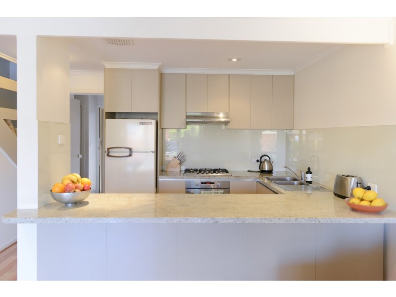 10/2-20 Gladesville Boulevard, Patterson Lakes VIC 3197