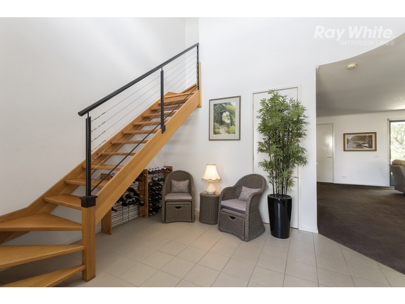 11 Fisher Mews, Waterways VIC 3195