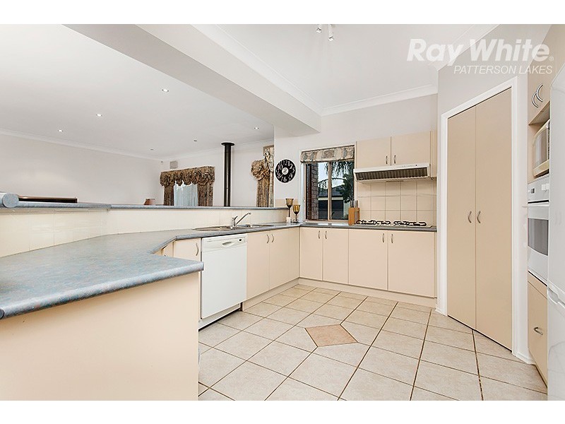 56 Governor Arthur Drive, Patterson Lakes VIC 3197