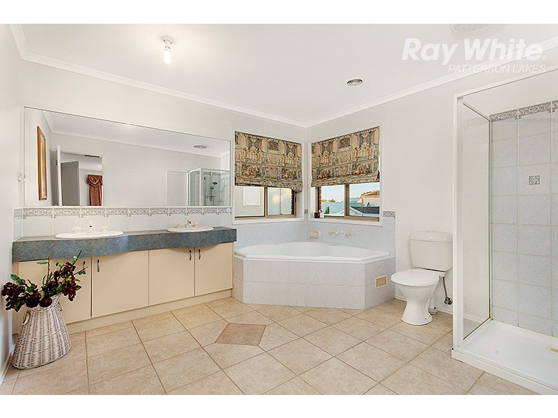 56 Governor Arthur Drive, Patterson Lakes VIC 3197