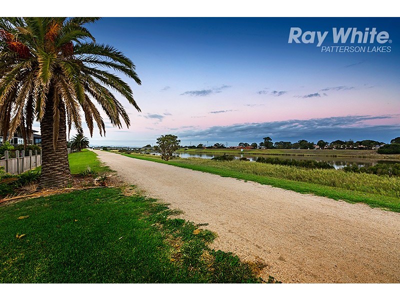 14 Riverside West, Patterson Lakes VIC 3197