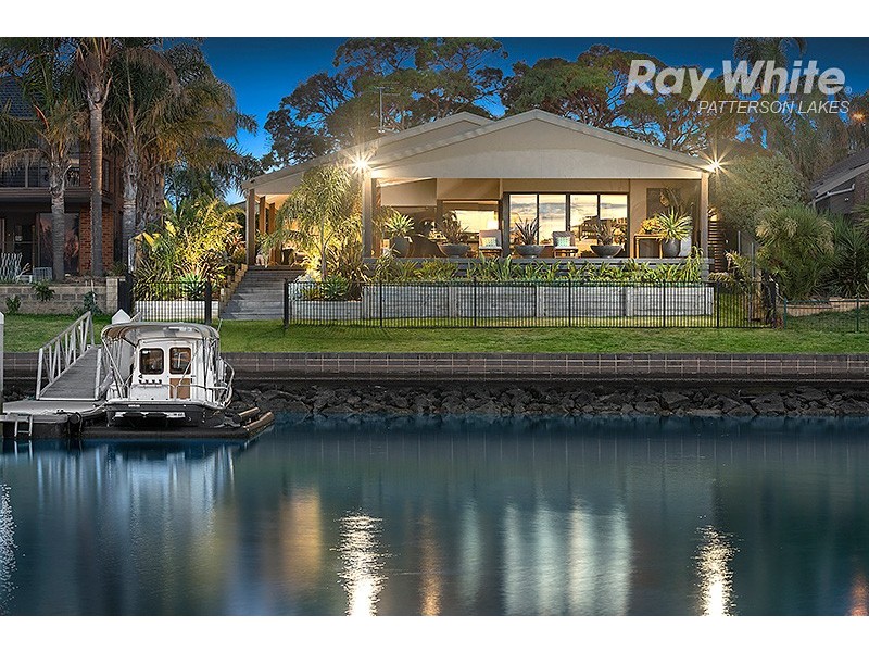 3 Palm Beach Drive, Patterson Lakes VIC 3197