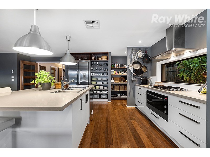 3 Palm Beach Drive, Patterson Lakes VIC 3197