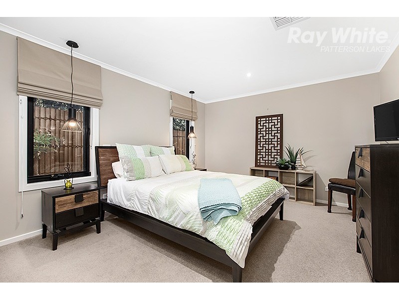 3 Palm Beach Drive, Patterson Lakes VIC 3197