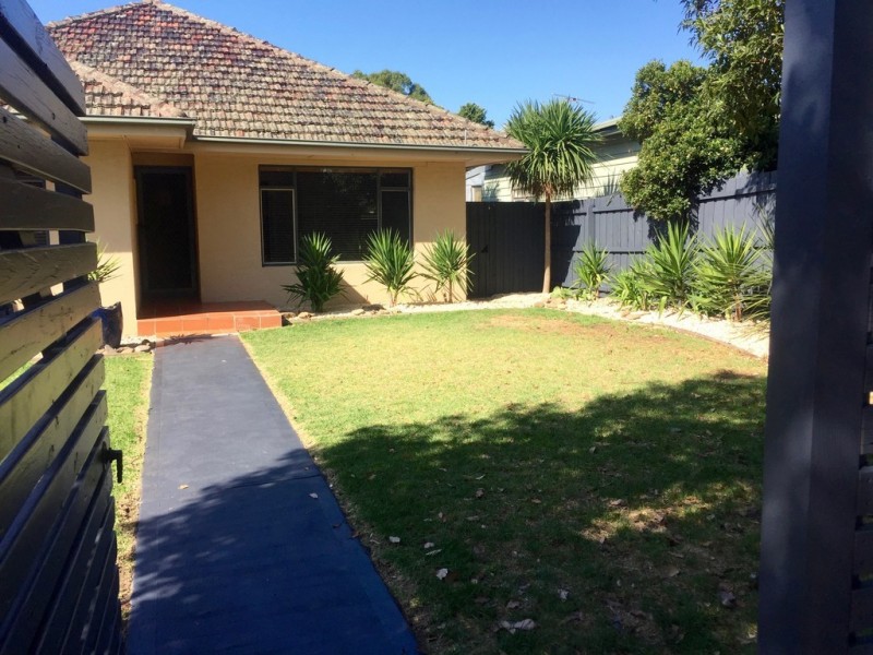 5 Graham Road, Carrum VIC 3197