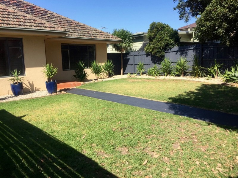 5 Graham Road, Carrum VIC 3197