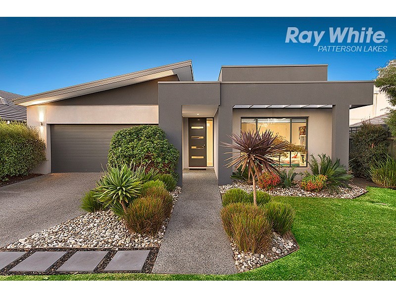 4 Artesian Place, Waterways VIC 3195