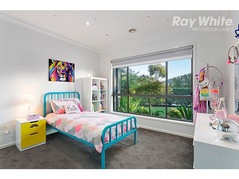 4 Artesian Place, Waterways VIC 3195