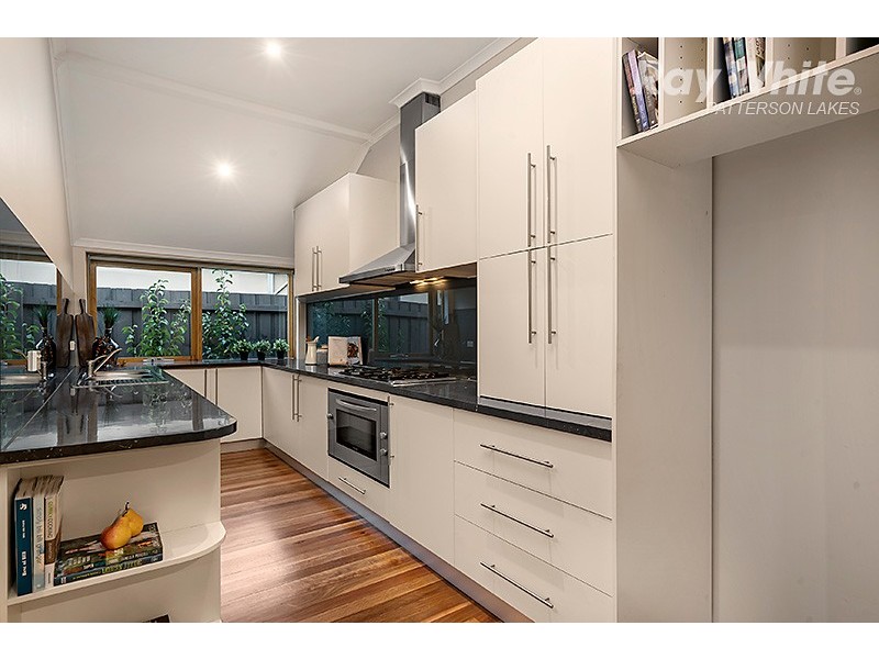 1/23 Bondi Road, Bonbeach VIC 3196