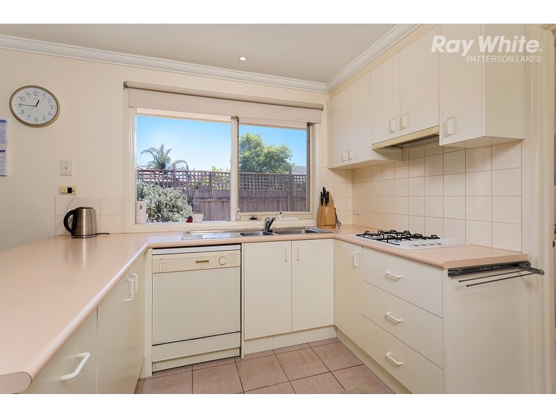 4 Holmwood Break, Dingley Village VIC 3172