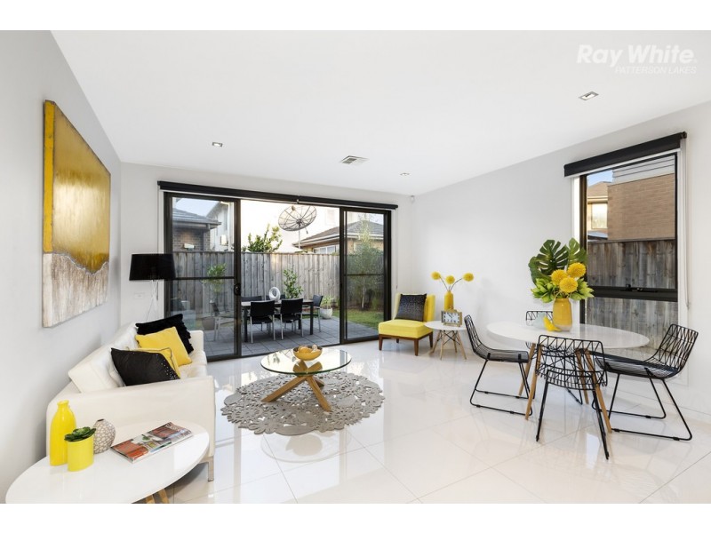 2 Jubilee Boulevard, Waterways VIC 3195