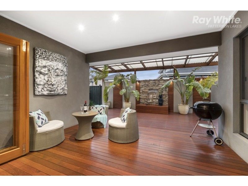 7 Portland Place, Waterways VIC 3195