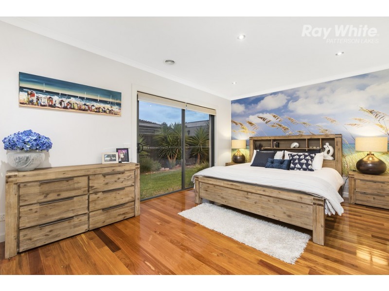 7 Portland Place, Waterways VIC 3195