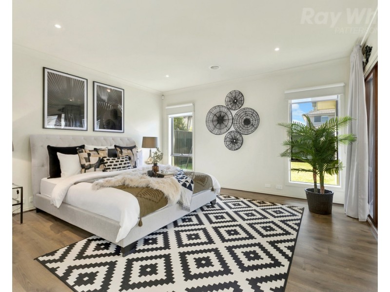 5 Starling Court, Waterways VIC 3195