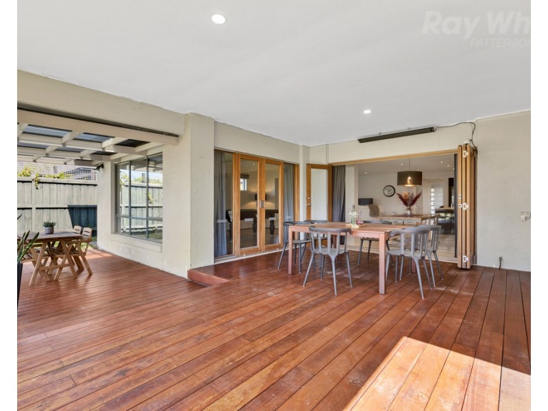 5 Starling Court, Waterways VIC 3195