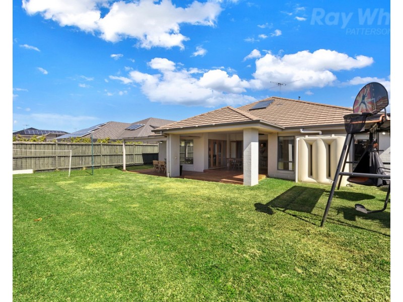 5 Starling Court, Waterways VIC 3195