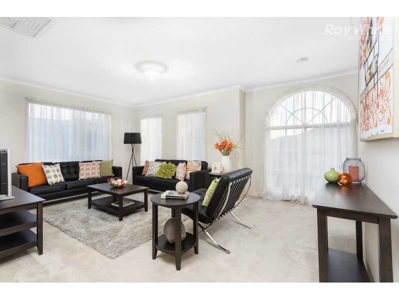 11 Lara Place, Patterson Lakes VIC 3197