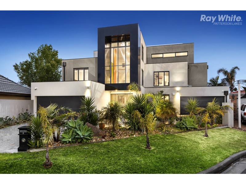 2 Salmon Bay, Patterson Lakes VIC 3197
