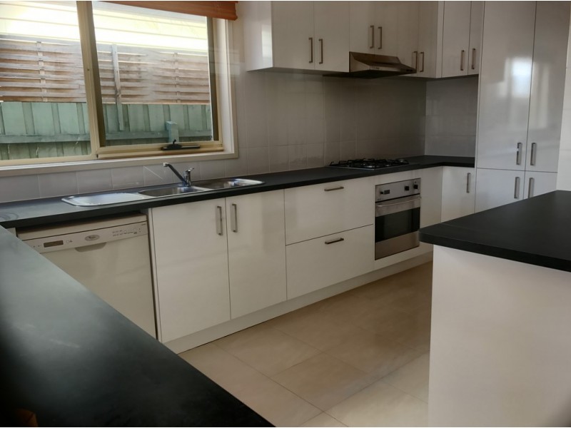 14 Tiller Lane, Patterson Lakes VIC 3197