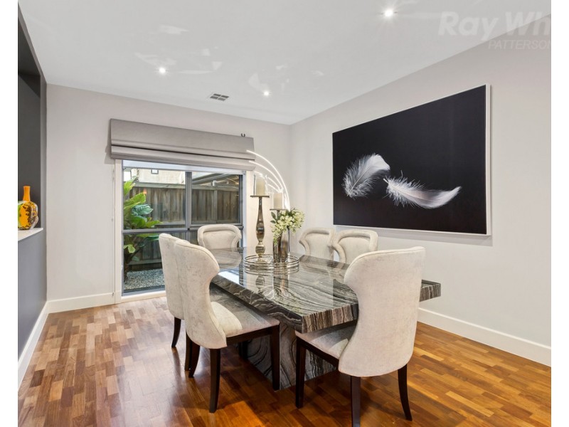 21 Broadwater Drive, Waterways VIC 3195