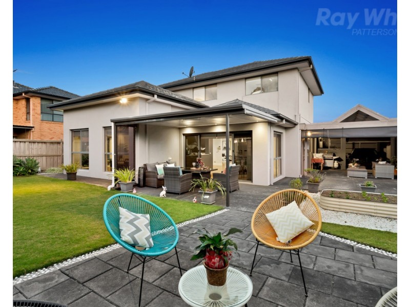 21 Broadwater Drive, Waterways VIC 3195