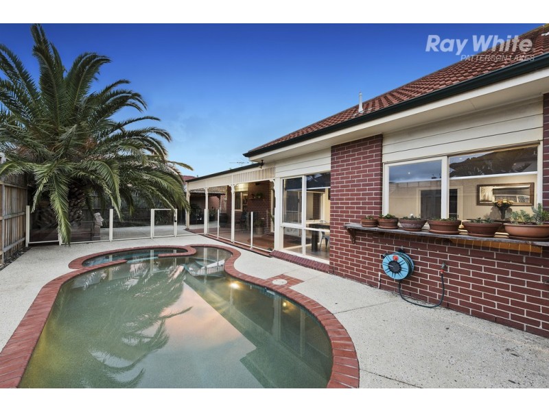 30 Harbour Drive, Patterson Lakes VIC 3197